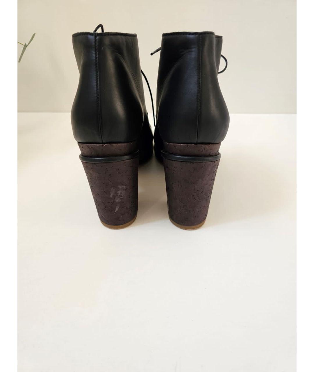 CHANEL Черные кожаные ботильоны, фото 4