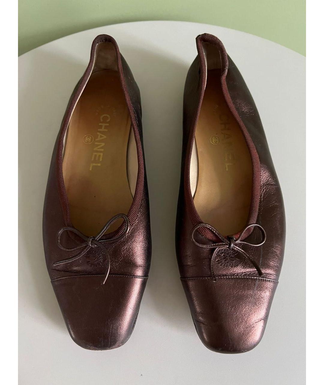 CHANEL Бордовые кожаные балетки, фото 2