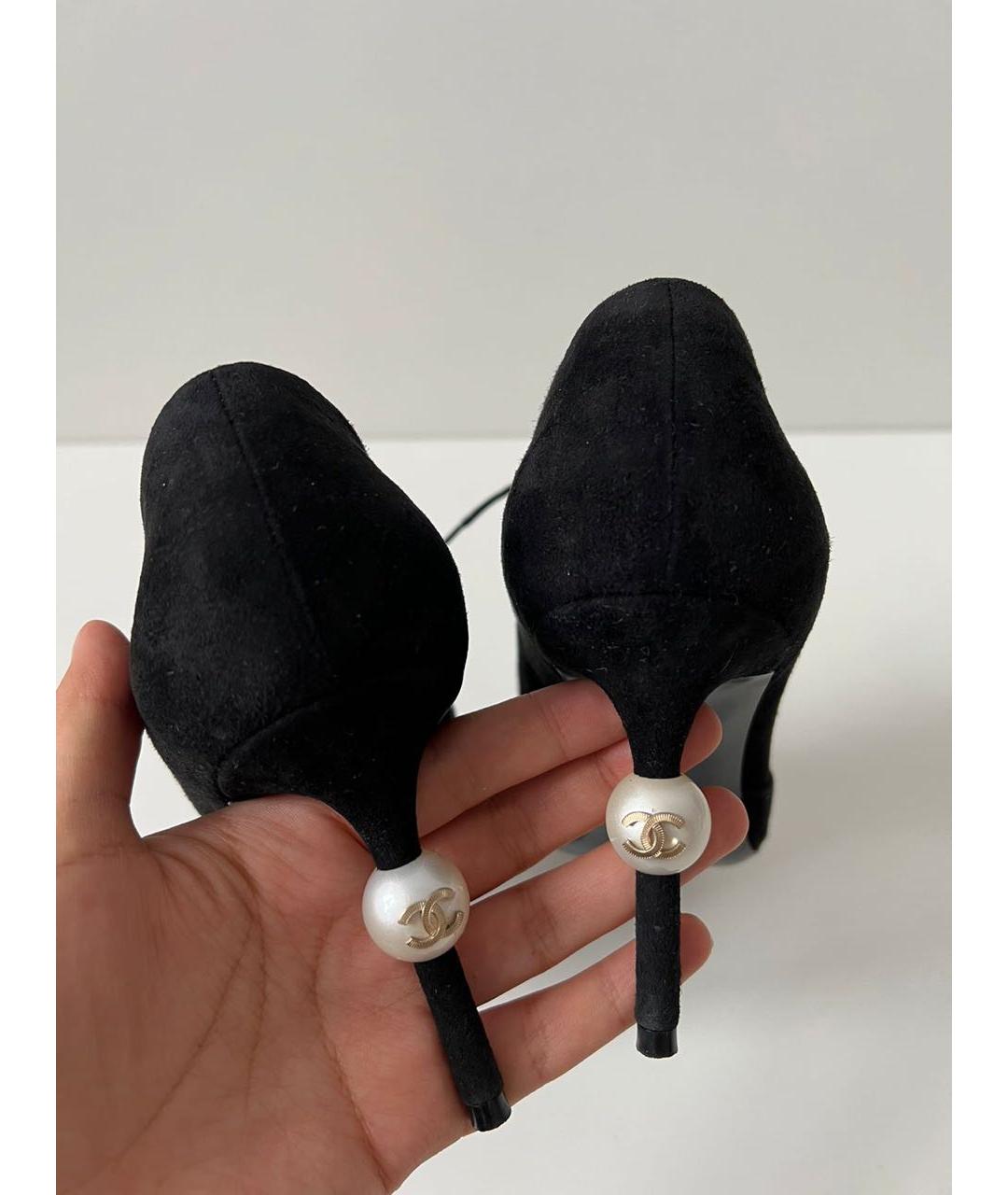 CHANEL Черные замшевые ботильоны, фото 4