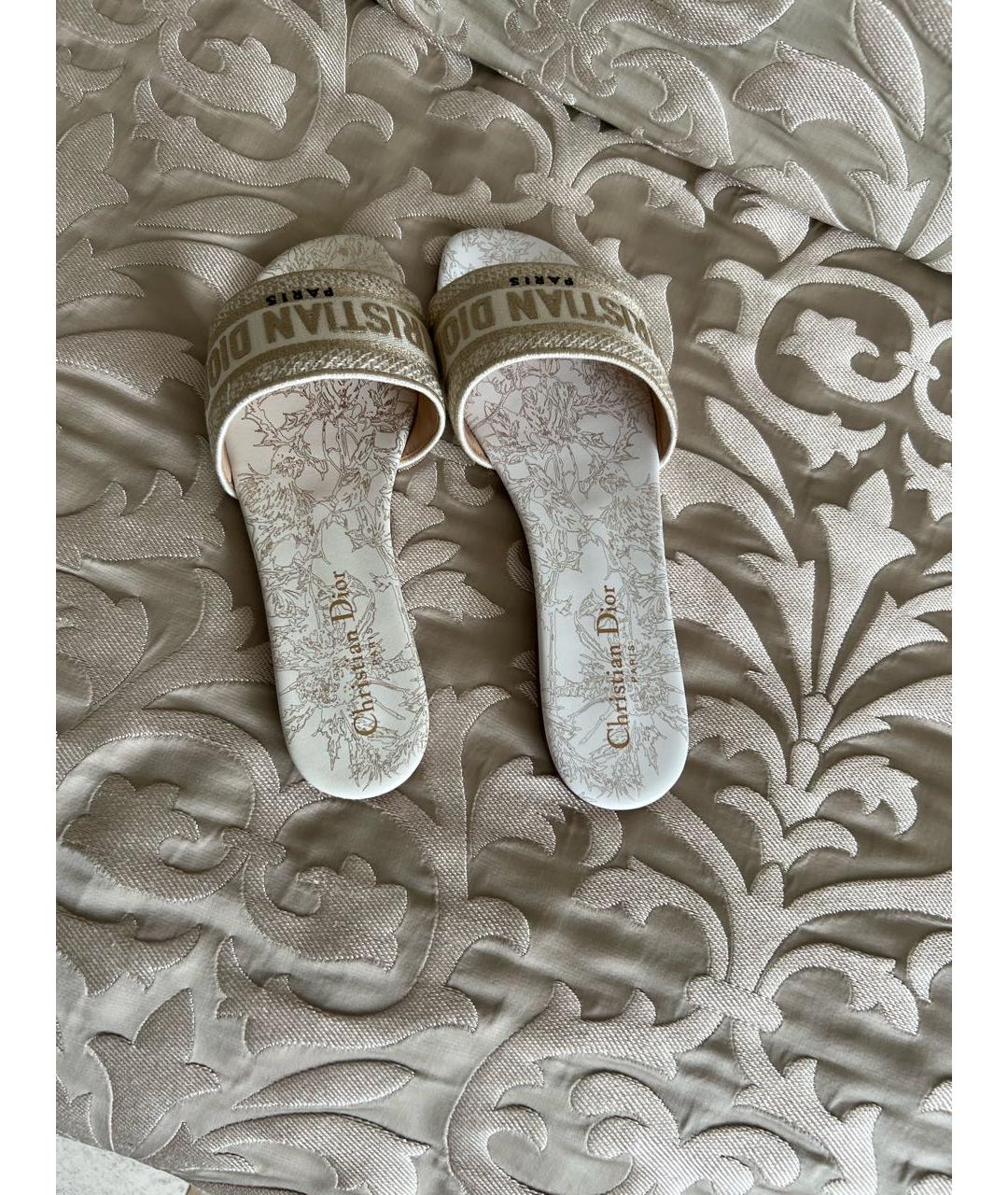 CHRISTIAN DIOR Белые кожаные шлепанцы, фото 3