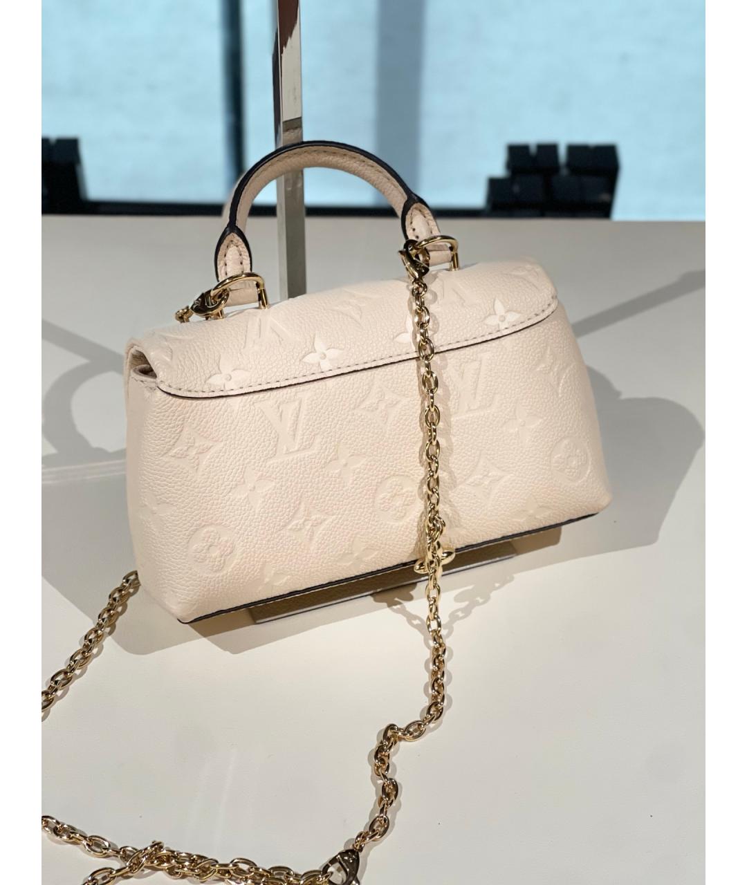 LOUIS VUITTON Белая кожаная сумка через плечо, фото 3