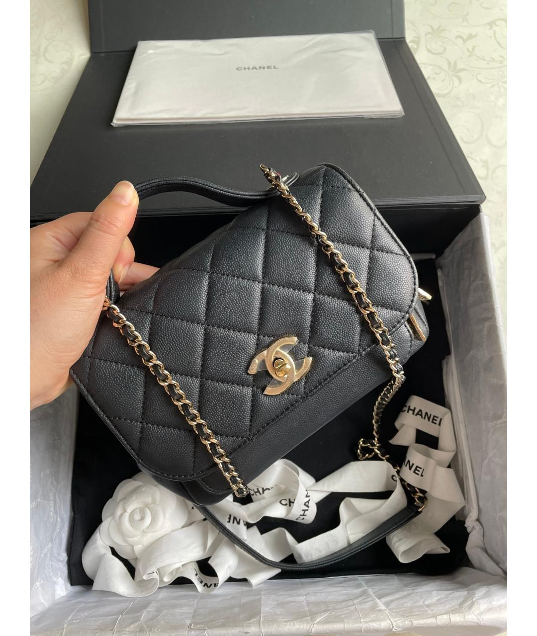 CHANEL Черная кожаная сумка через плечо, фото 2