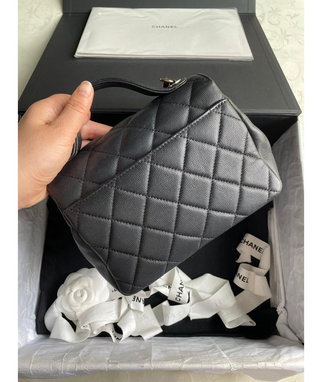 CHANEL Черная кожаная сумка через плечо, фото 3