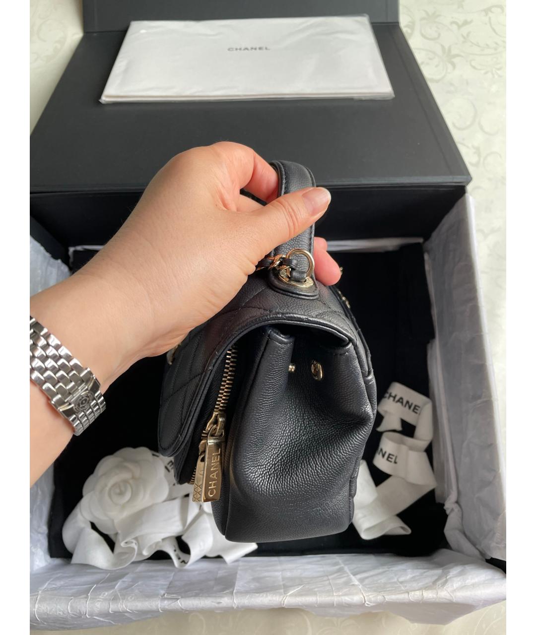 CHANEL Черная кожаная сумка через плечо, фото 4