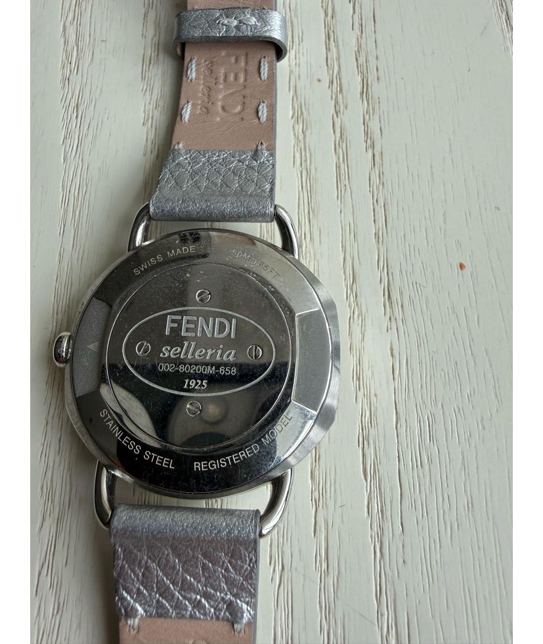 FENDI Серебряные серебряные часы, фото 2