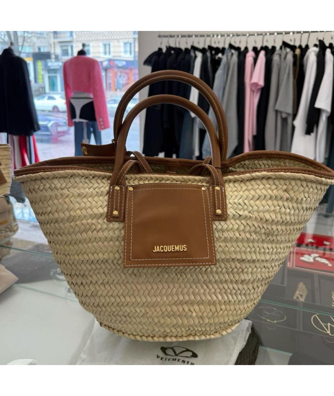 JACQUEMUS Коричневая пелетеная пляжная сумка, фото 6