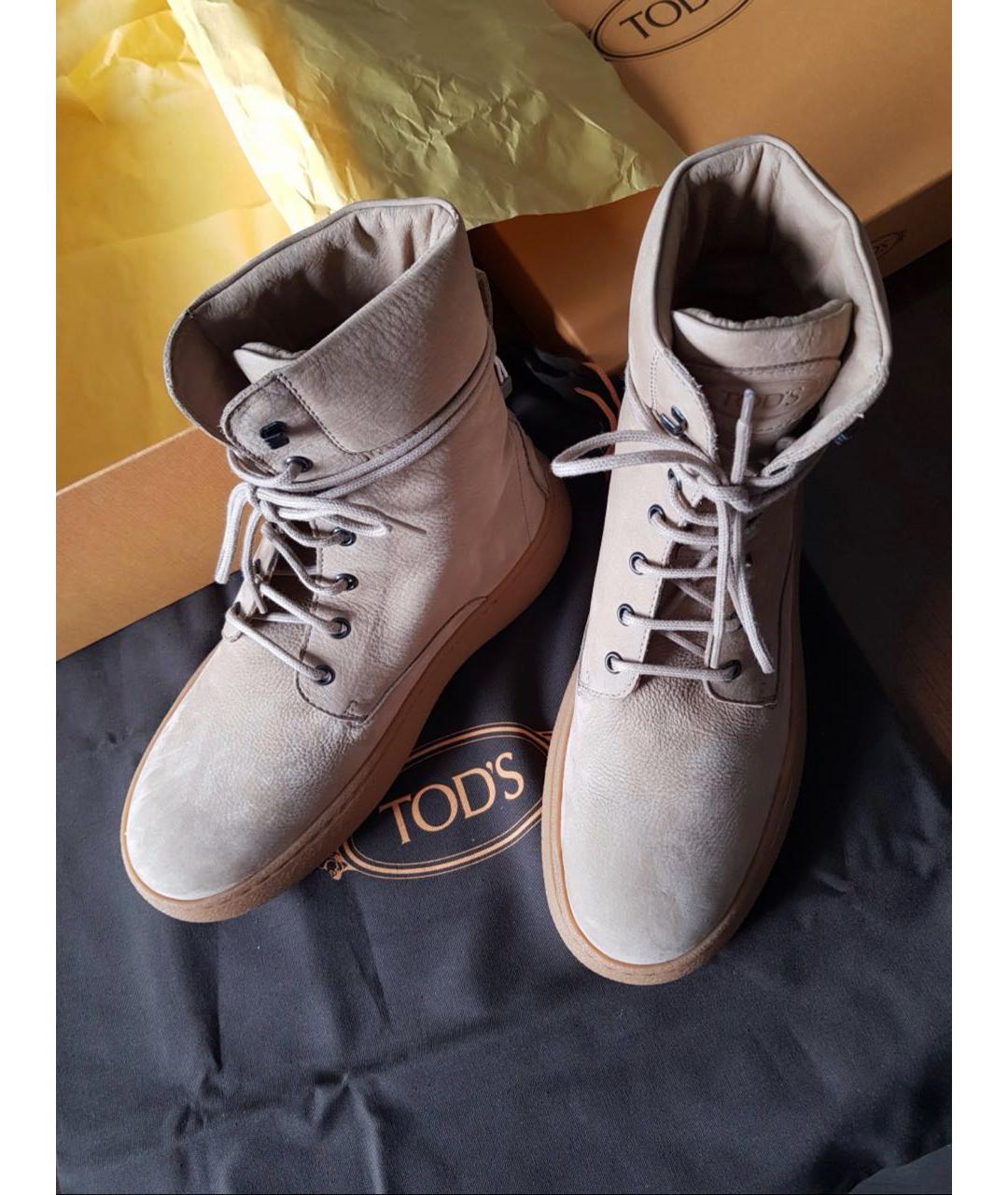 TOD'S Бежевые нубуковые ботинки, фото 4