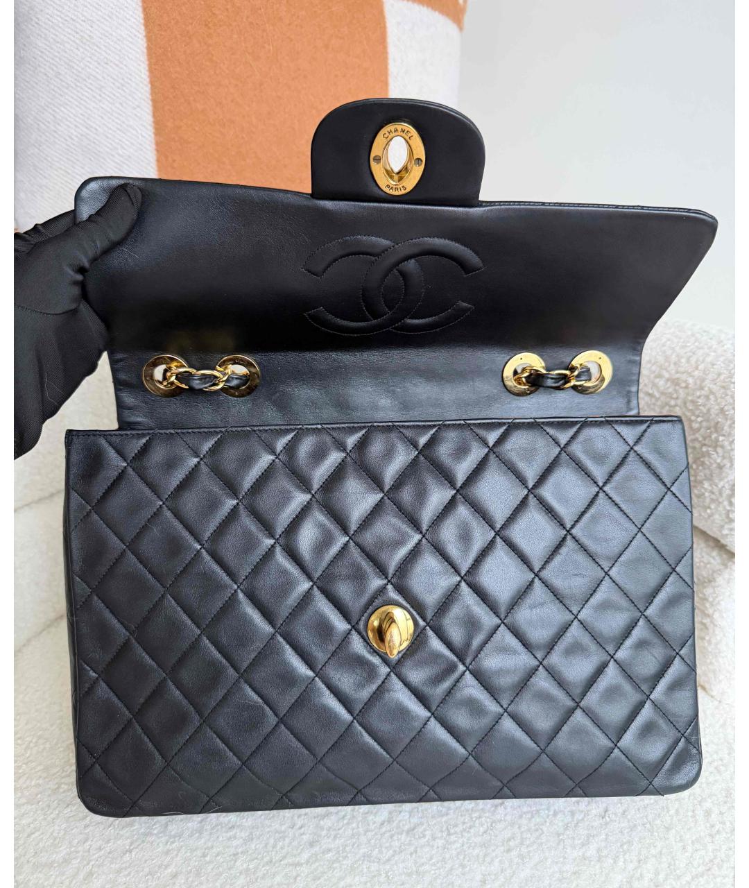CHANEL Черная кожаная сумка через плечо, фото 7