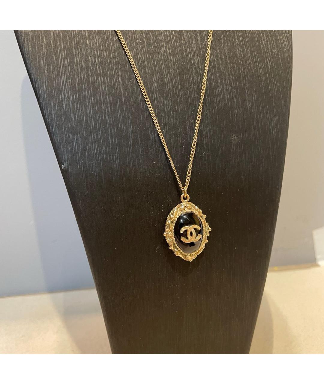 CHANEL Золотая металлическая подвеска, фото 3