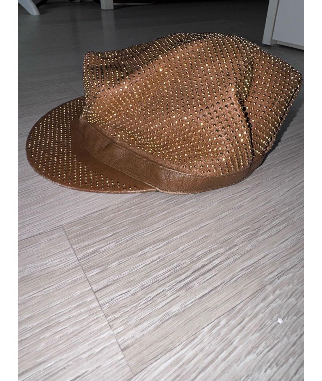 BURBERRY Золотая кожаная кепка, фото 3