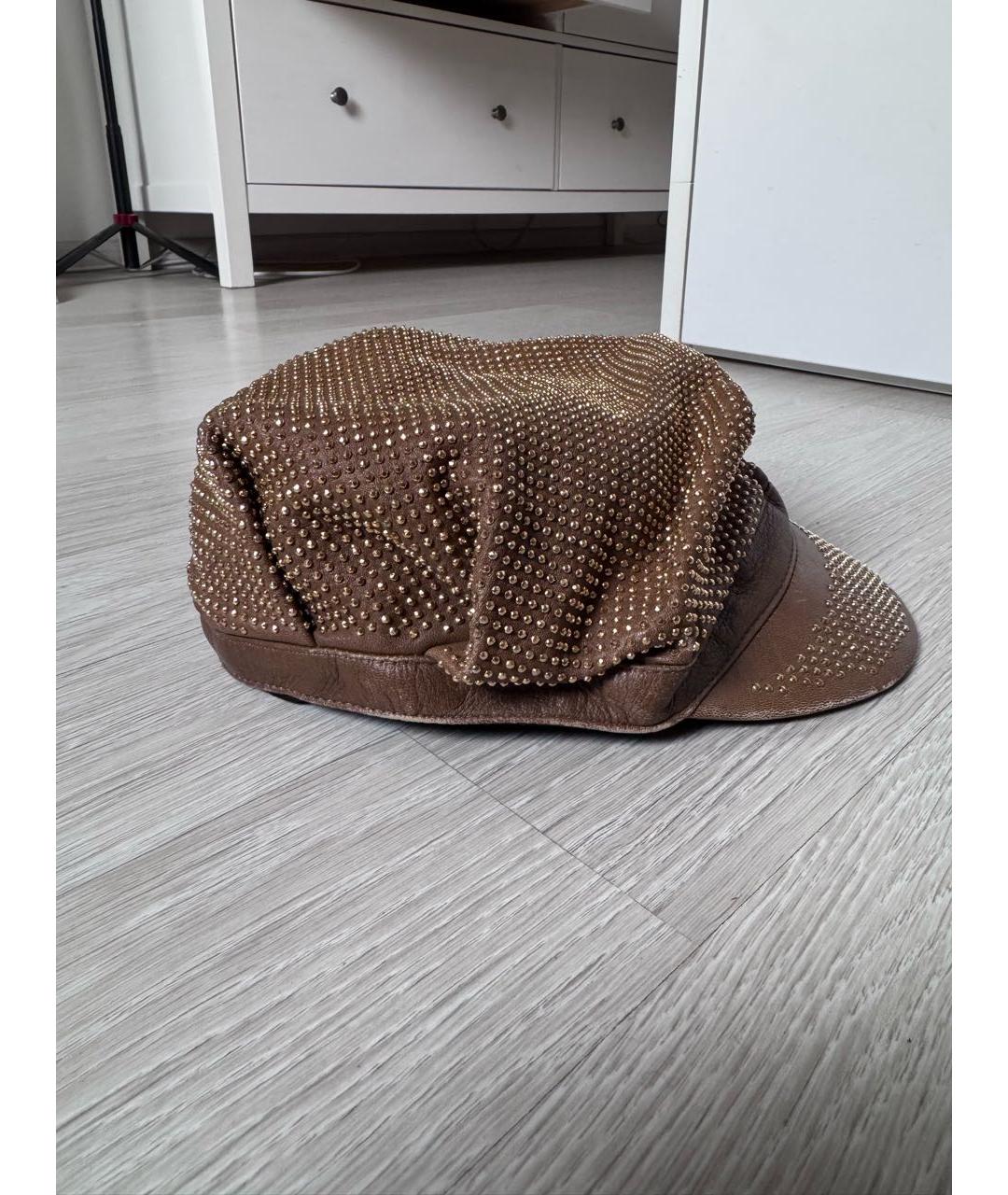 BURBERRY Золотая кожаная кепка, фото 2