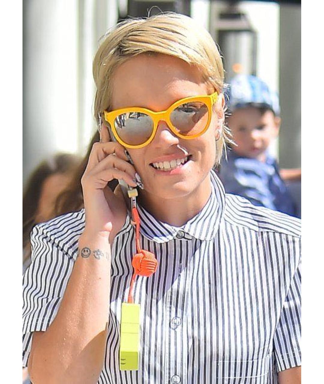 CHANEL Желтые пластиковые солнцезащитные очки, фото 5