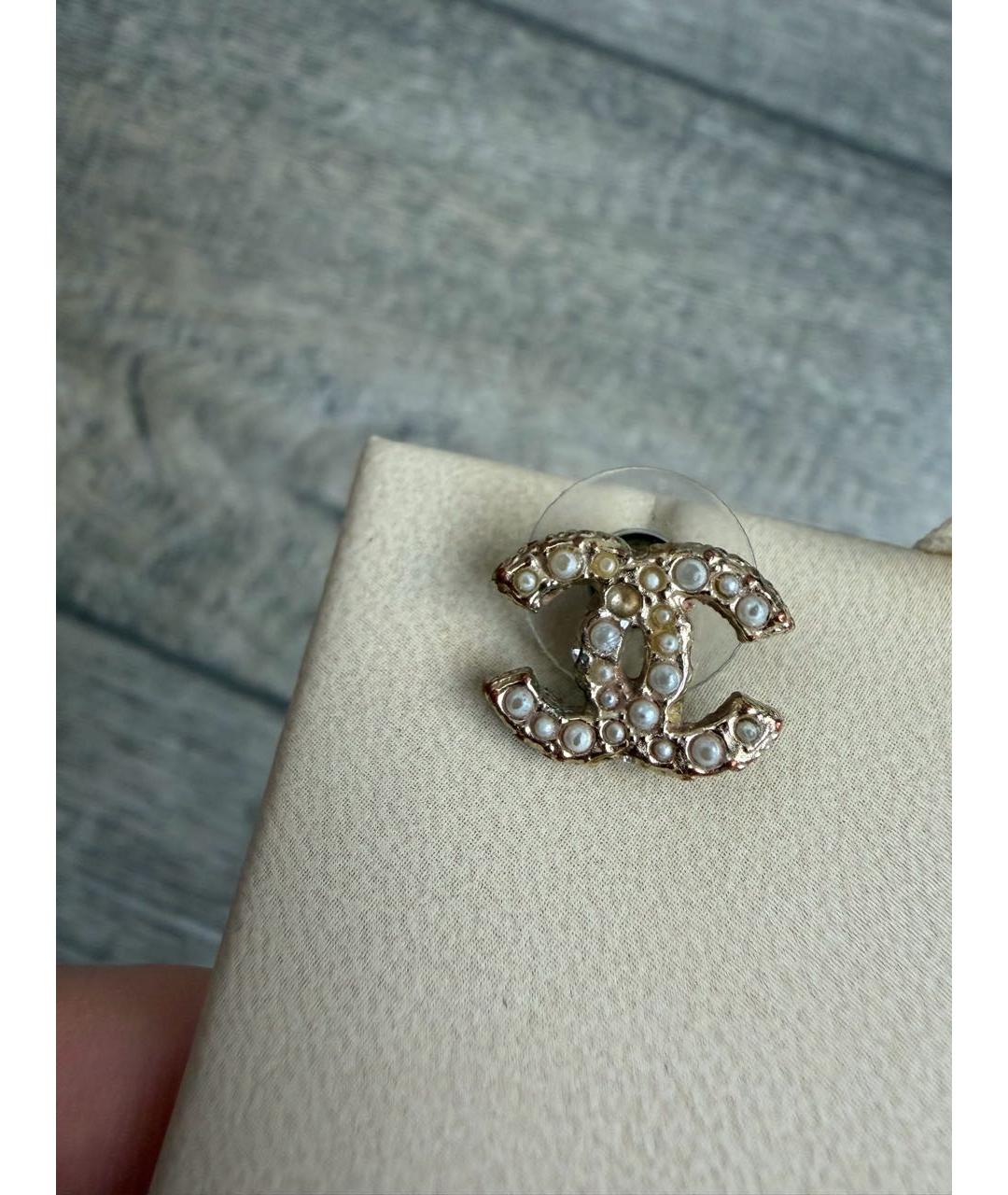 CHANEL Золотые с серебряным покрытием серьги, фото 3