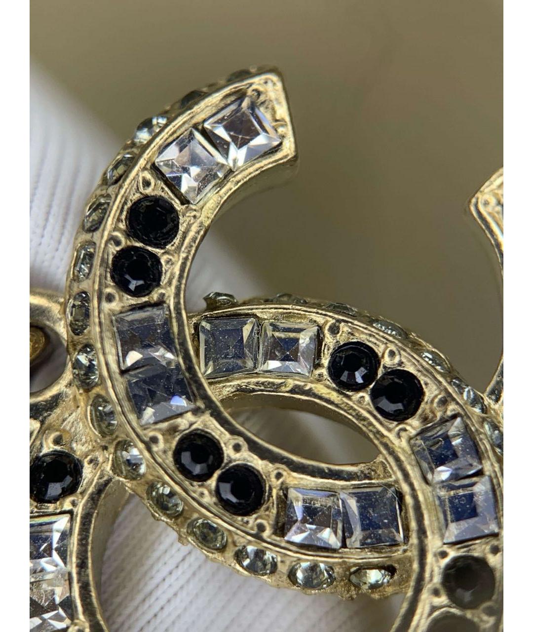 CHANEL Золотая металлическая подвеска, фото 4