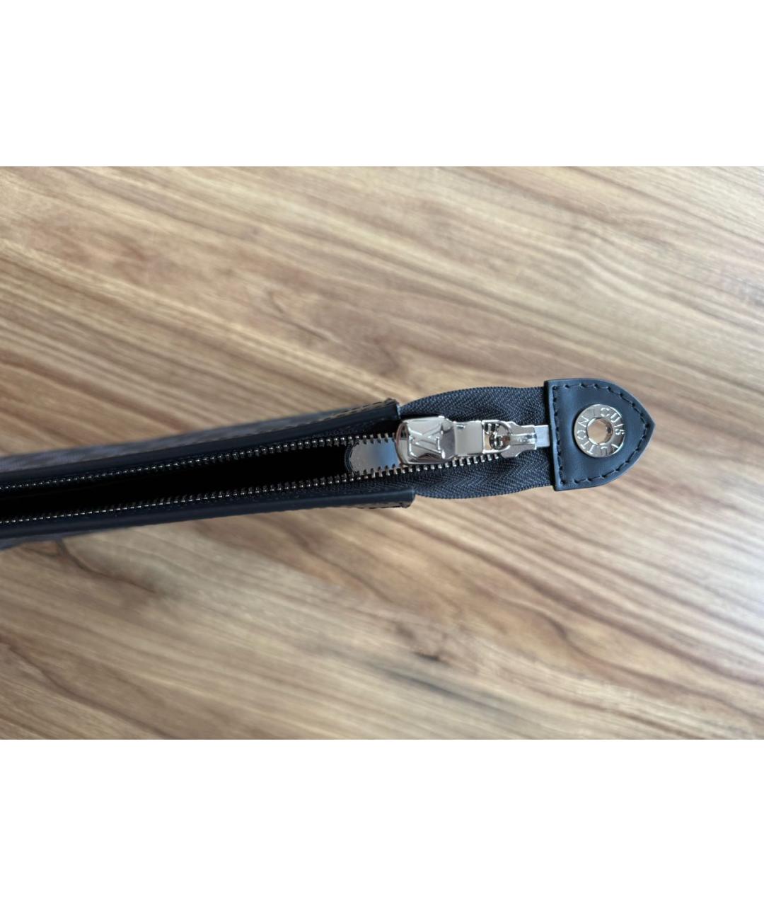 LOUIS VUITTON Черная кожаная папка для документов, фото 3