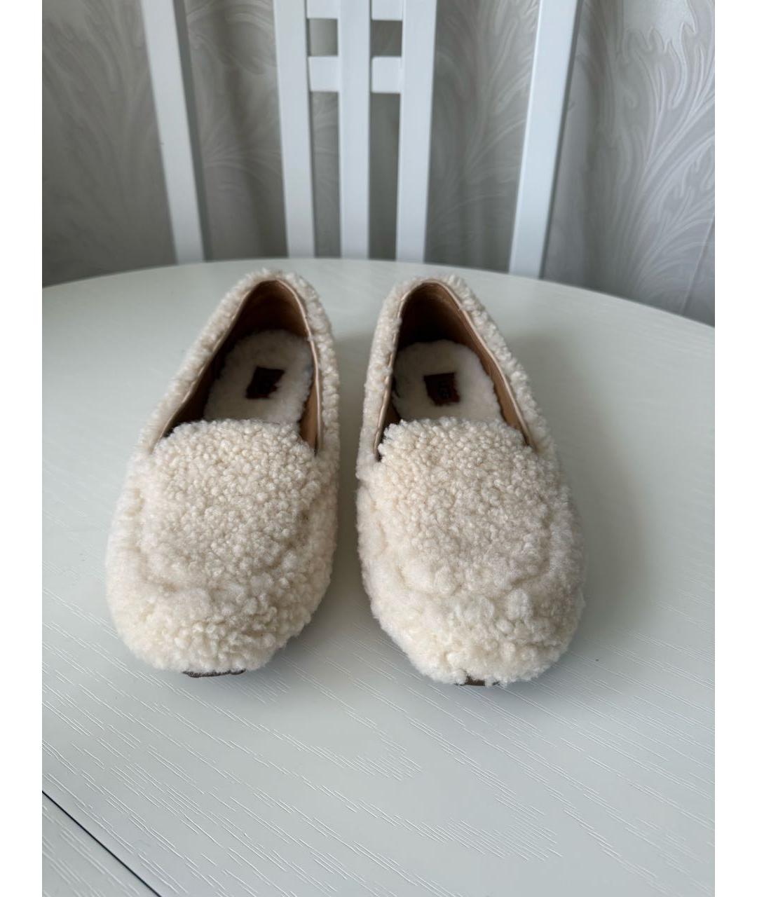 UGG AUSTRALIA Бежевые мокасины, фото 2