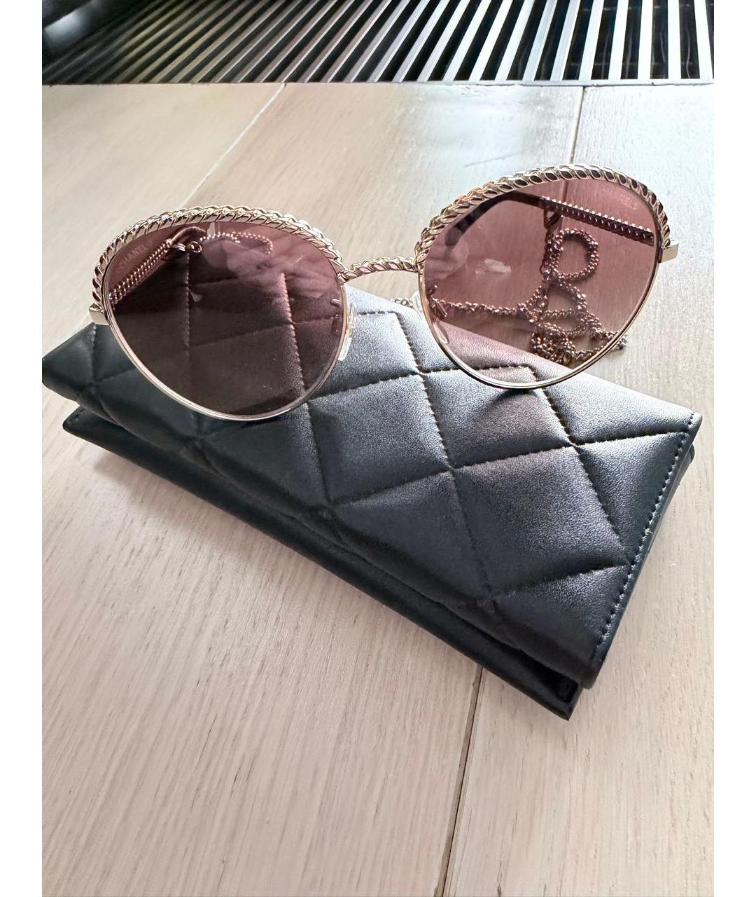 CHANEL Коричневые пластиковые солнцезащитные очки, фото 5