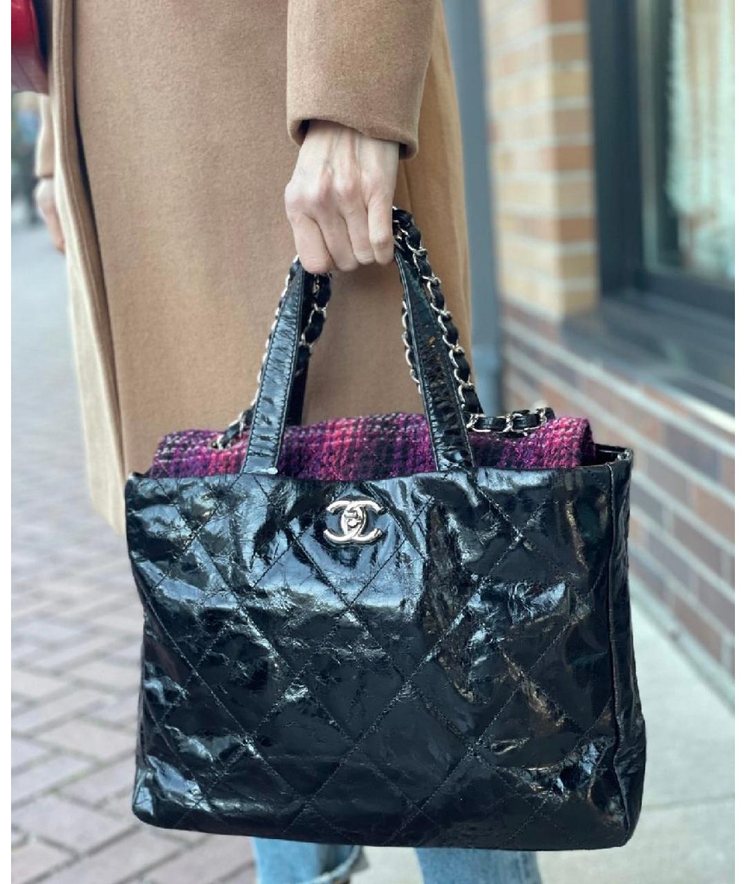 CHANEL Черная кожаная сумка тоут, фото 9