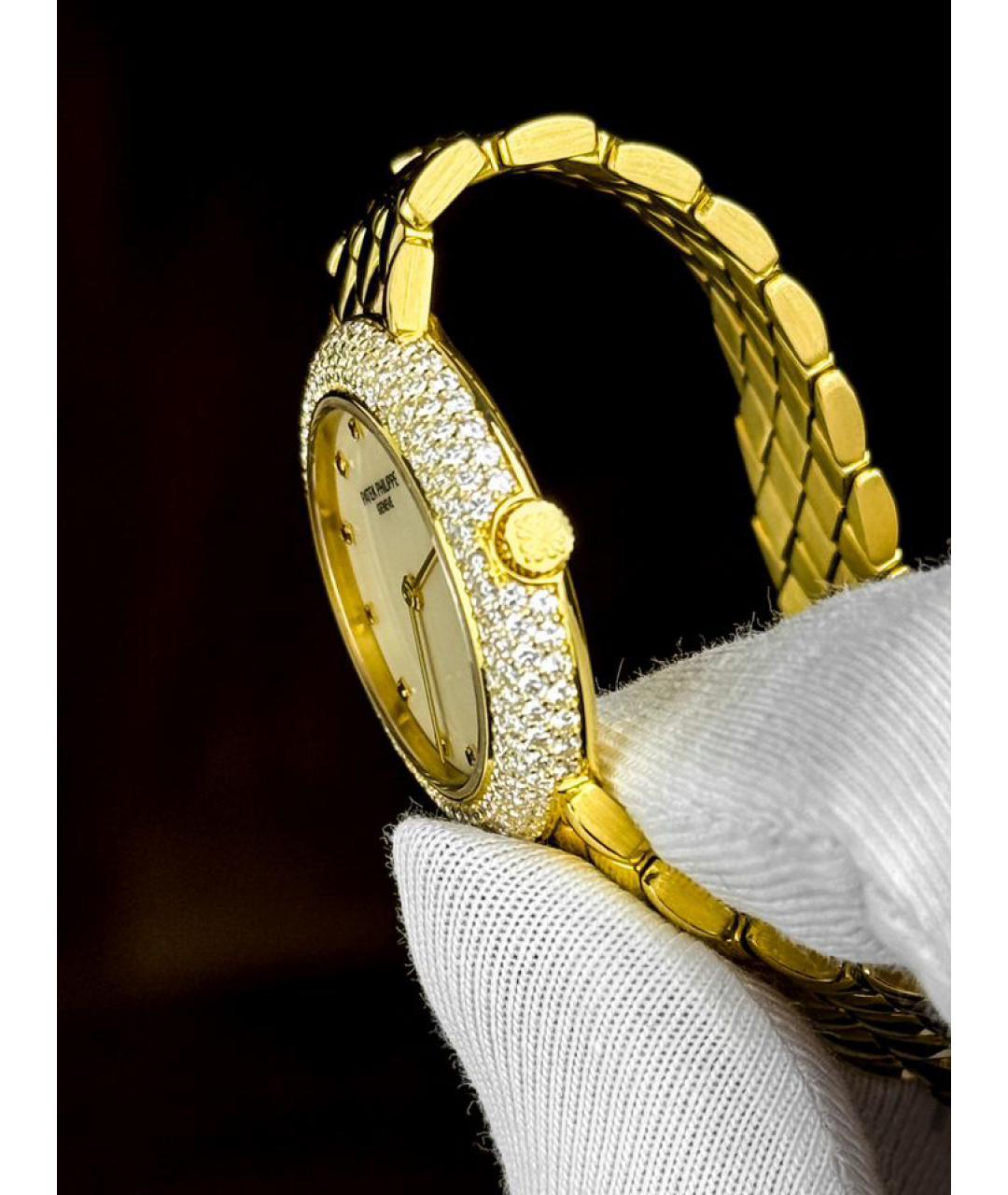 PATEK PHILIPPE Белые часы из желтого золота, фото 3