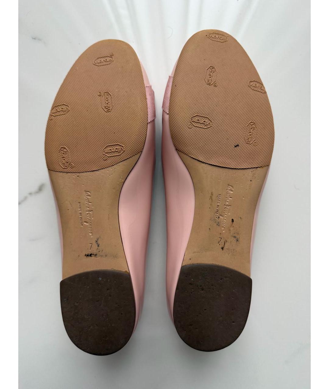 FERRAGAMO Розовые туфли из лакированной кожи, фото 3