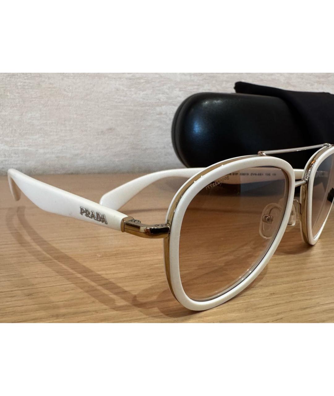 PRADA Белые пластиковые солнцезащитные очки, фото 3