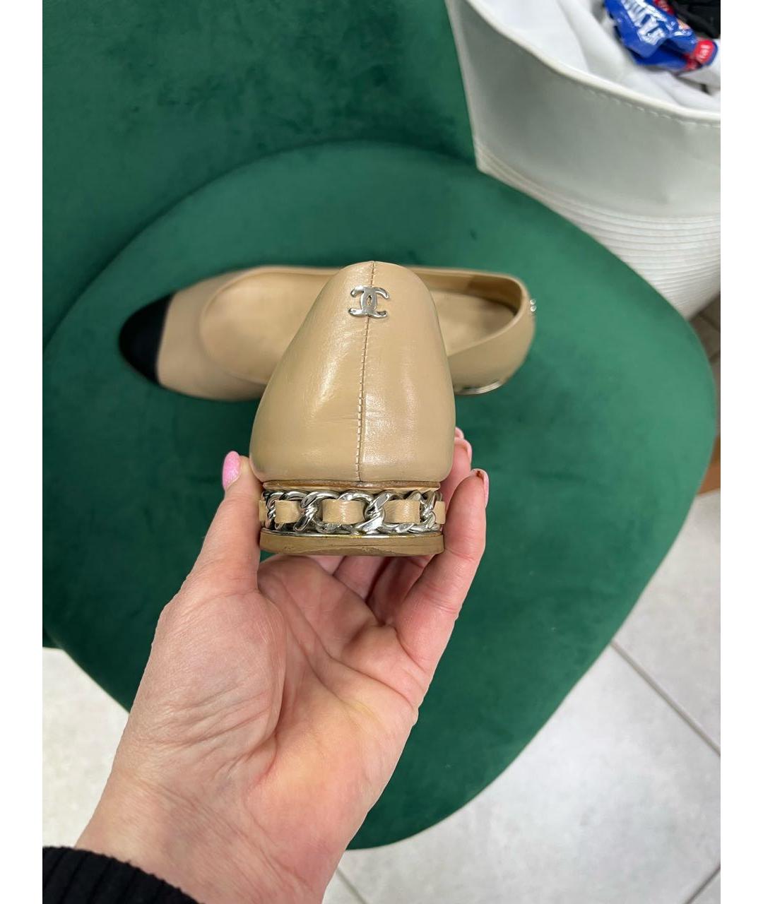 CHANEL Бежевые кожаные балетки, фото 6