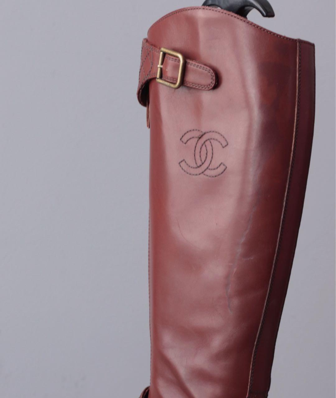 CHANEL Коричневые кожаные сапоги, фото 5