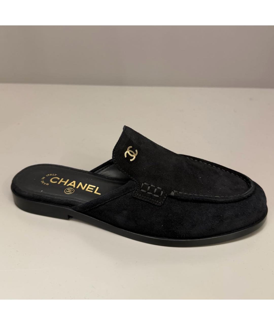 CHANEL Черные замшевые мюли, фото 2