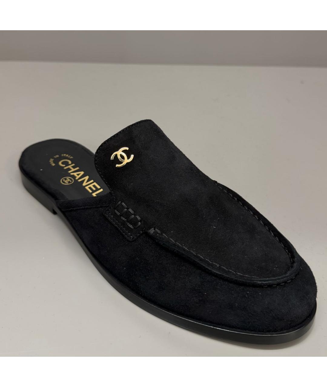 CHANEL Черные замшевые мюли, фото 5