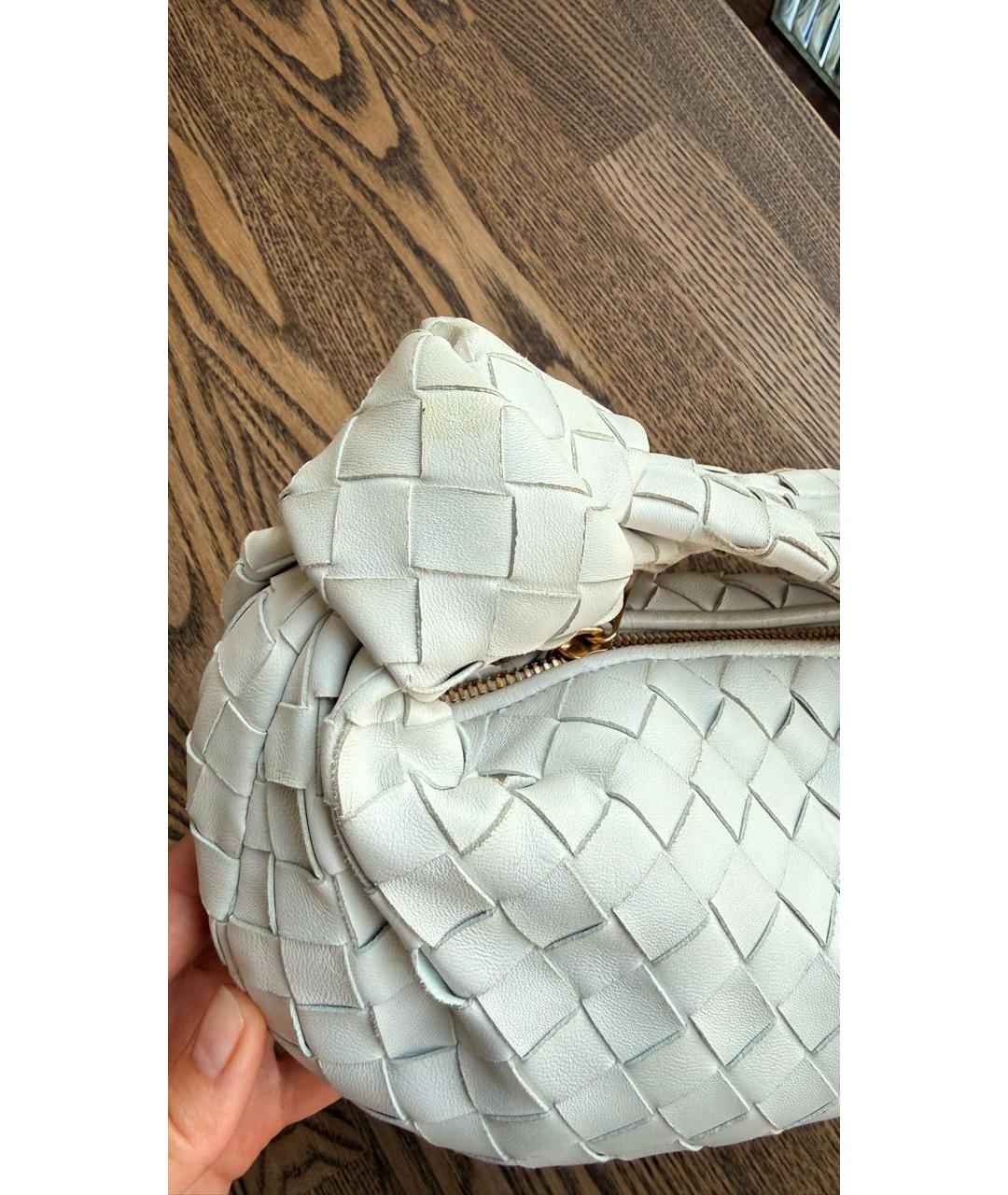 BOTTEGA VENETA Белая кожаная сумка с короткими ручками, фото 3