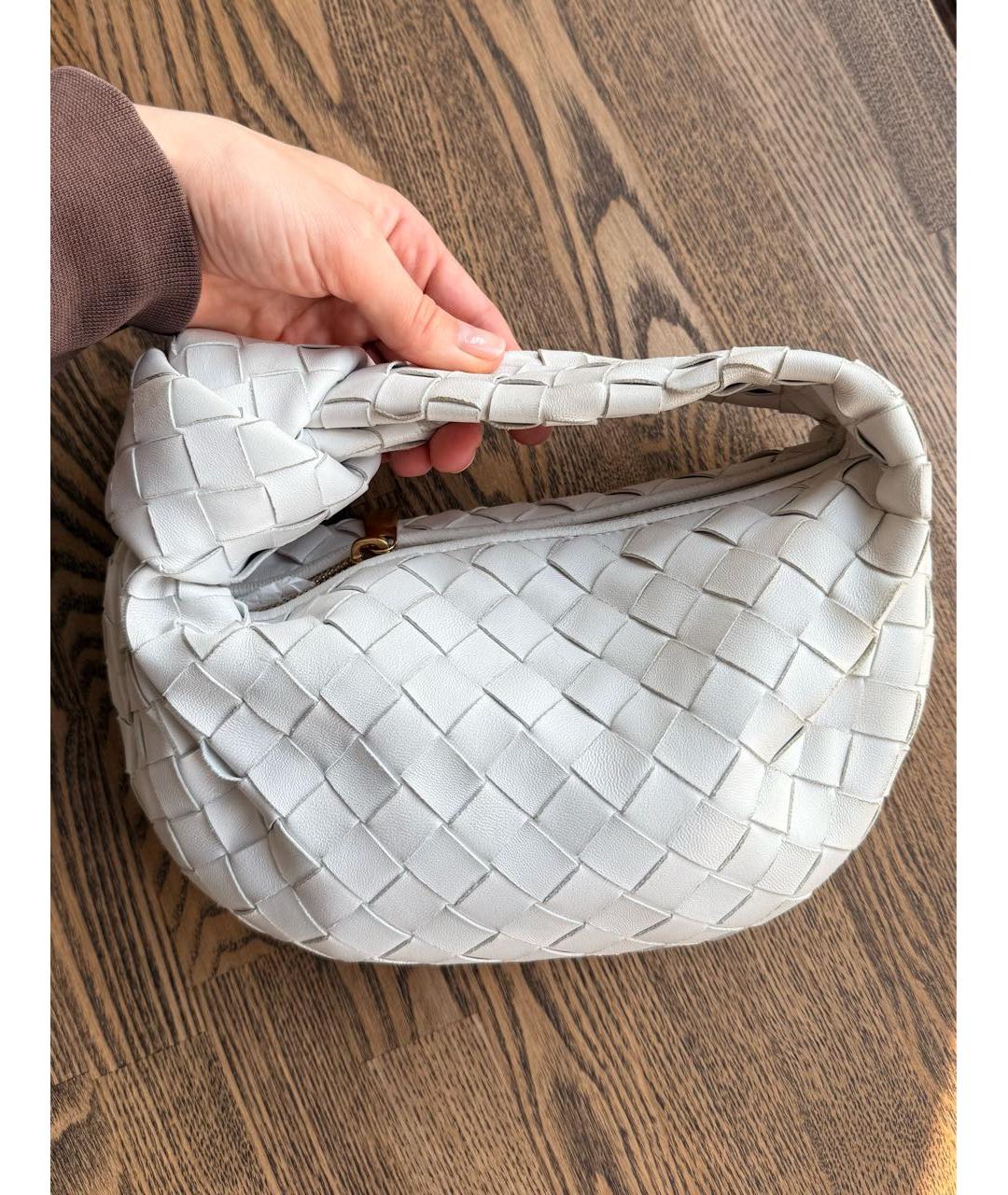 BOTTEGA VENETA Белая кожаная сумка с короткими ручками, фото 5