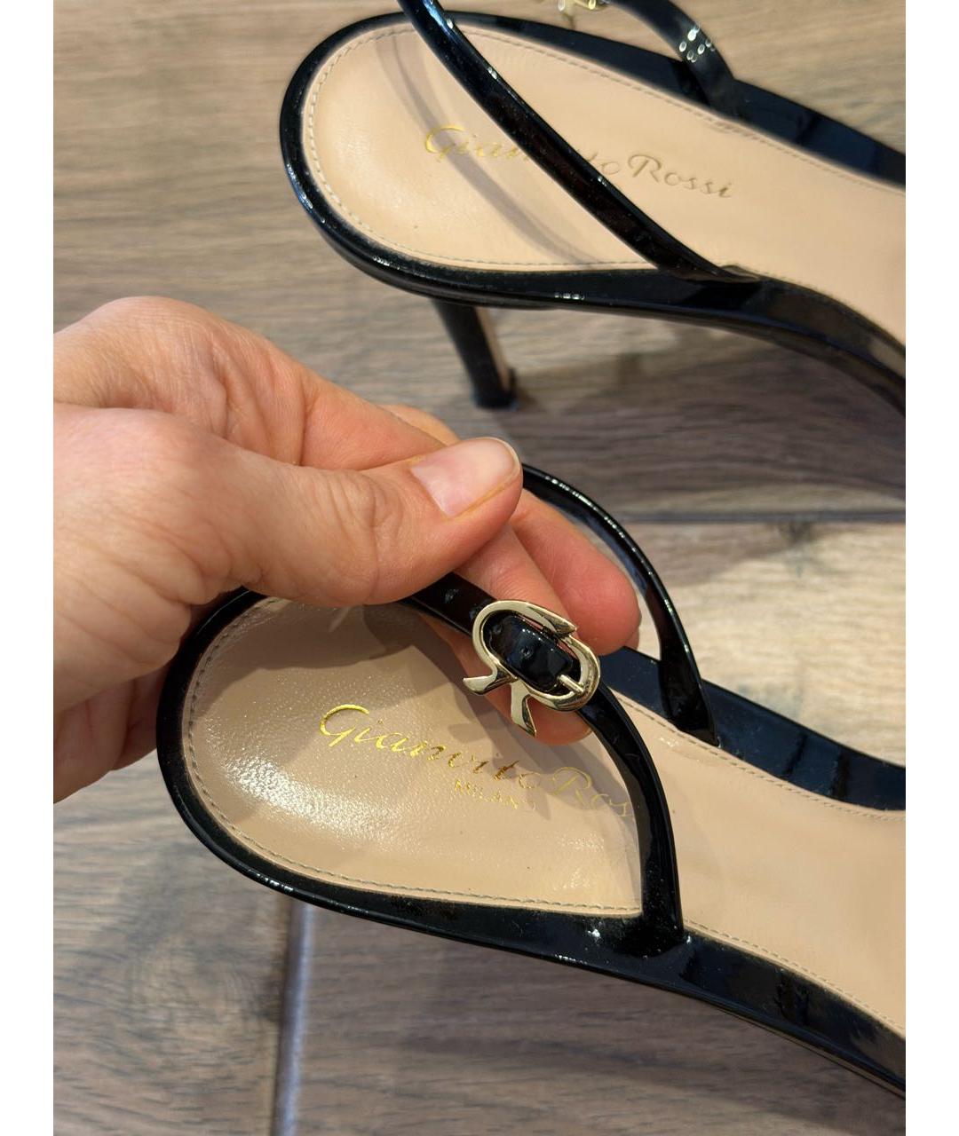 GIANVITO ROSSI Черные босоножки из лакированной кожи, фото 6