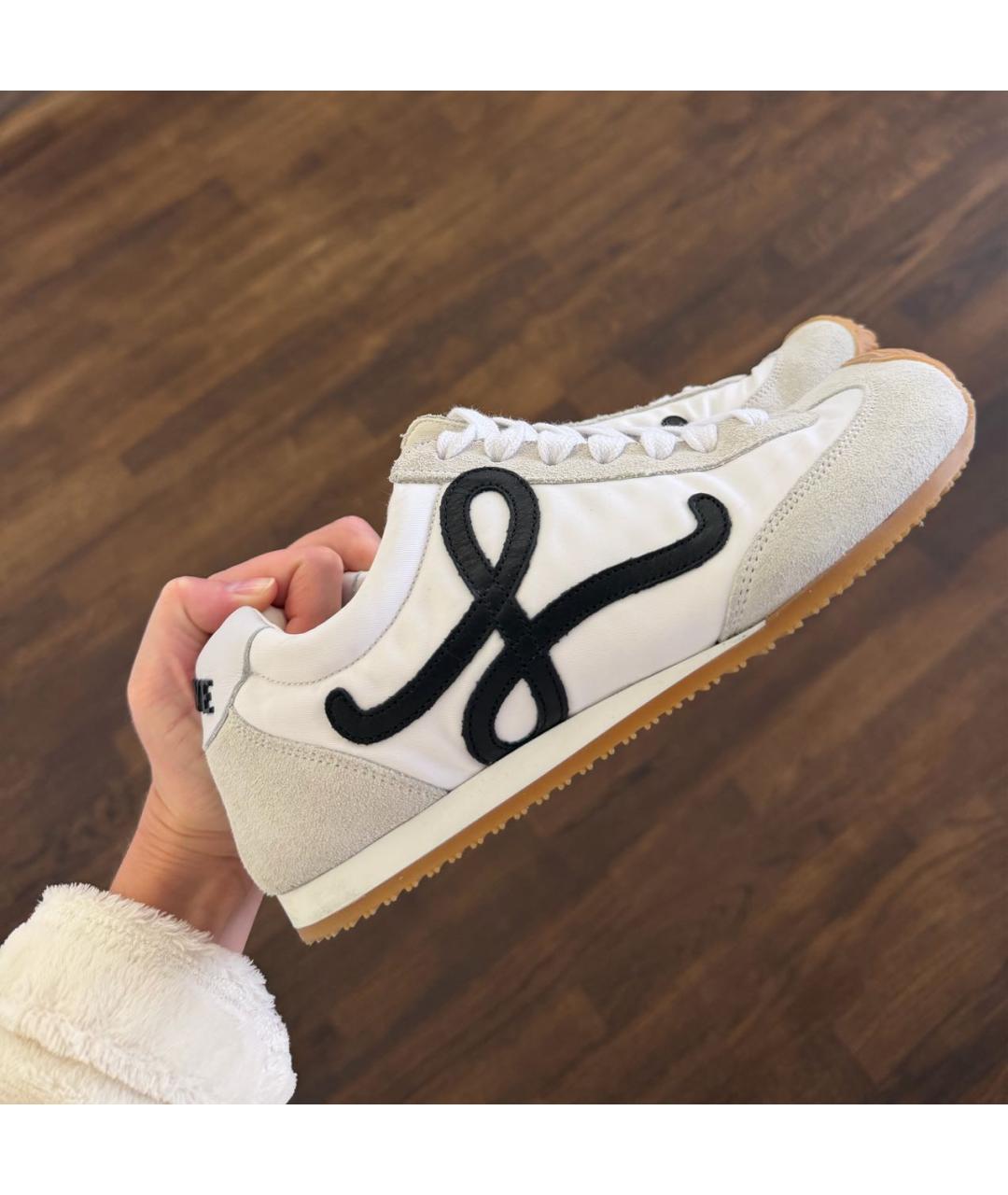 LOEWE Белые замшевые кеды, фото 5