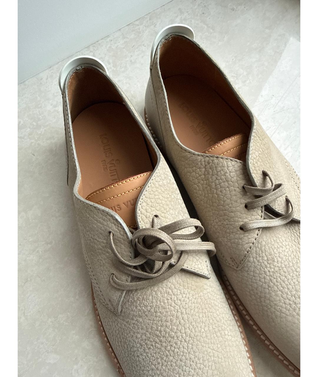 LOUIS VUITTON Бежевые нубуковые туфли, фото 7