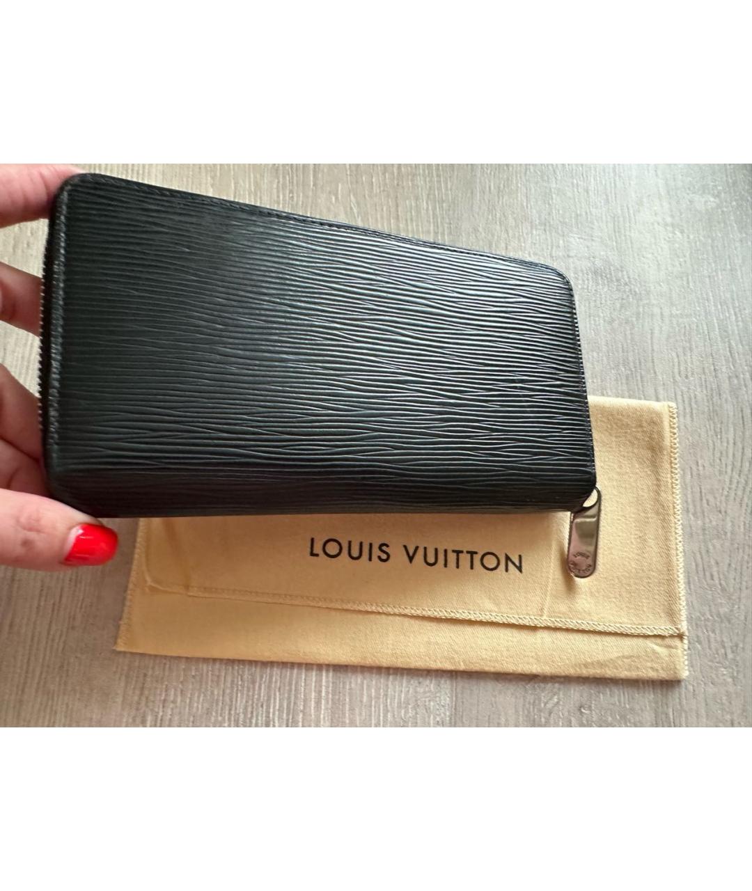 LOUIS VUITTON Черный кожаный кошелек, фото 2