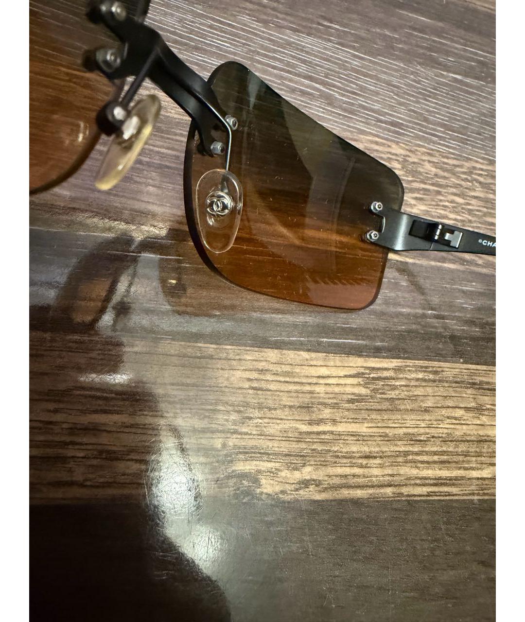 CHANEL Коричневые пластиковые солнцезащитные очки, фото 5