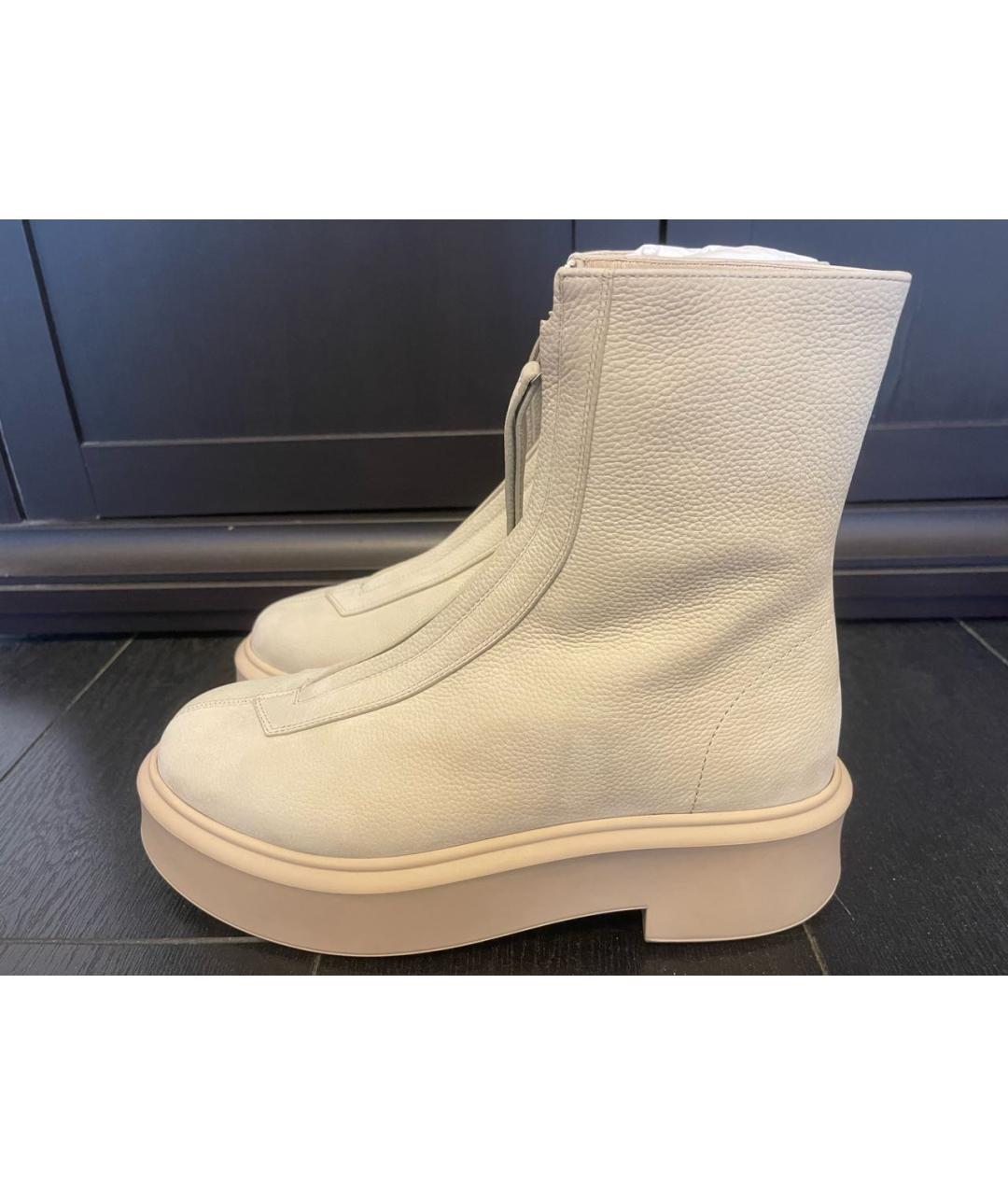 THE ROW Бежевые кожаные ботинки, фото 6