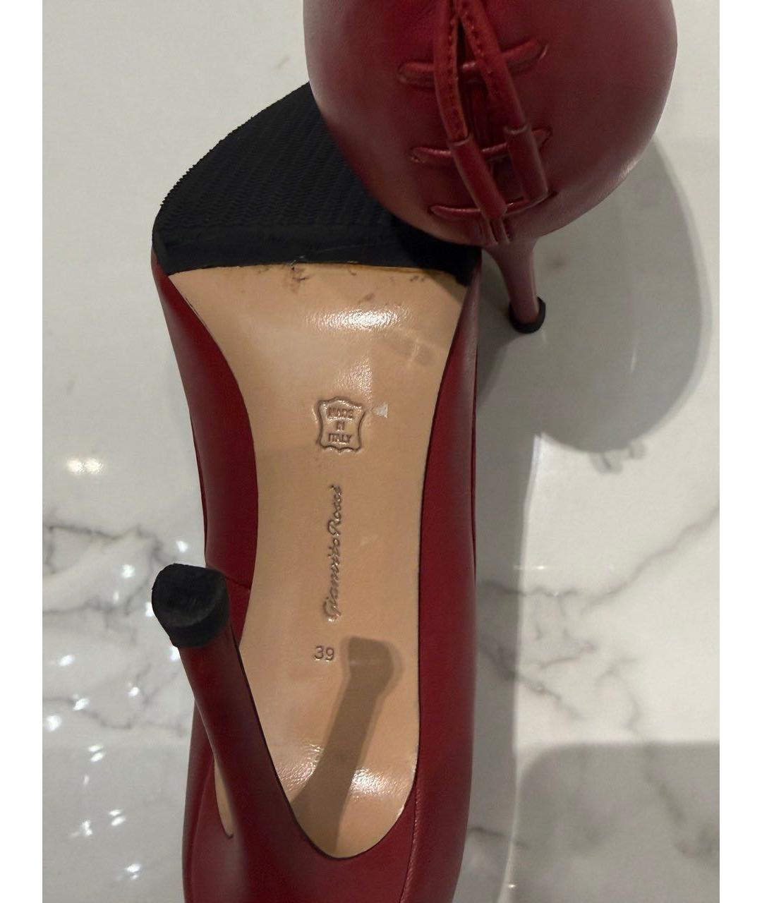 GIANVITO ROSSI Красные кожаные лодочки на низком каблуке, фото 5