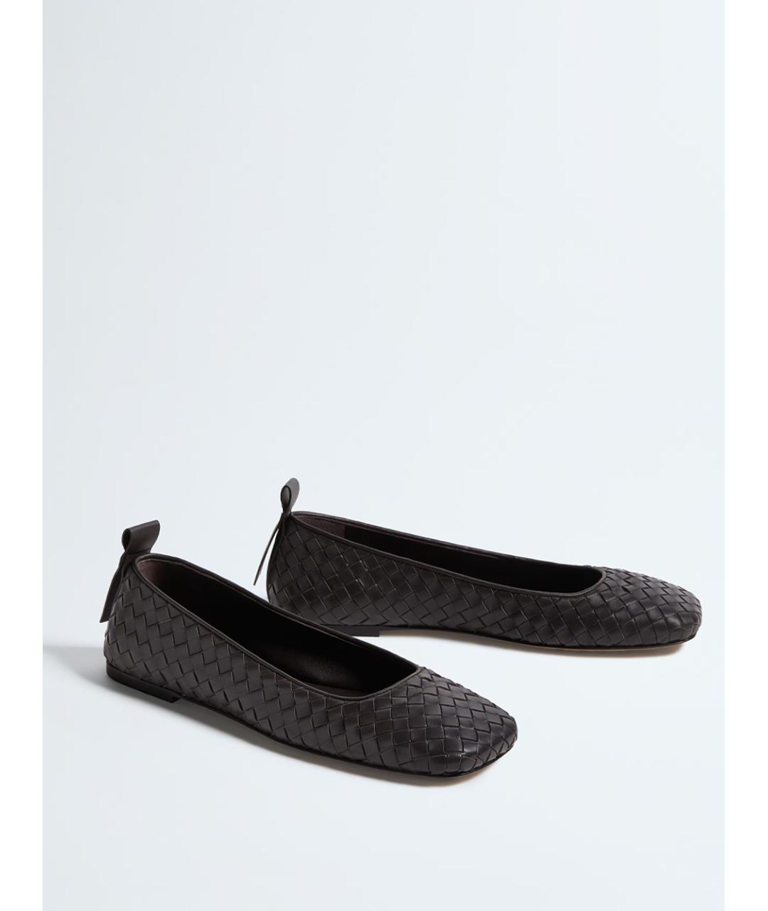 BOTTEGA VENETA Коричневые кожаные балетки, фото 4