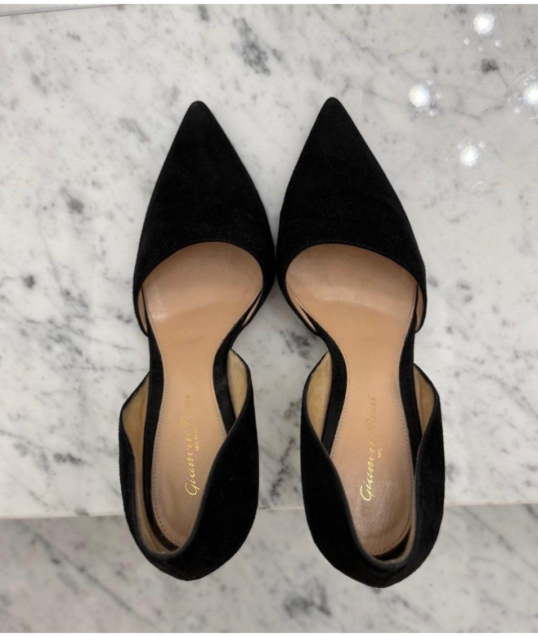 GIANVITO ROSSI Черные замшевые лодочки на низком каблуке, фото 3