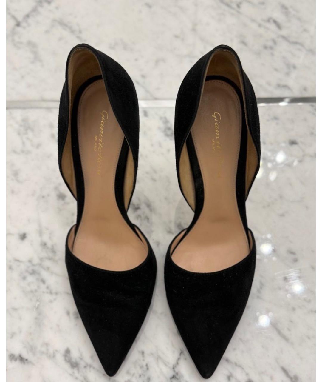 GIANVITO ROSSI Черные замшевые лодочки на низком каблуке, фото 2