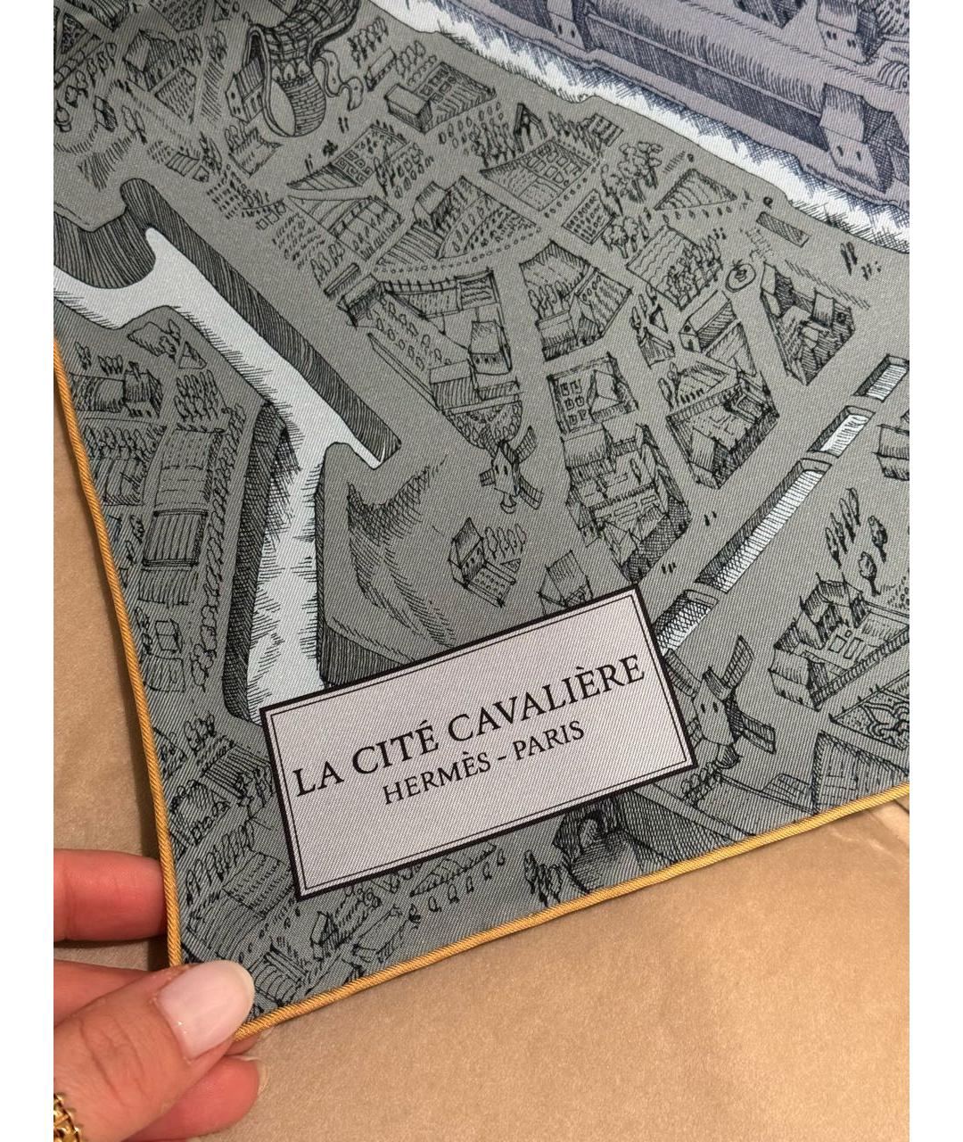 HERMES Голубой шелковый платок, фото 3