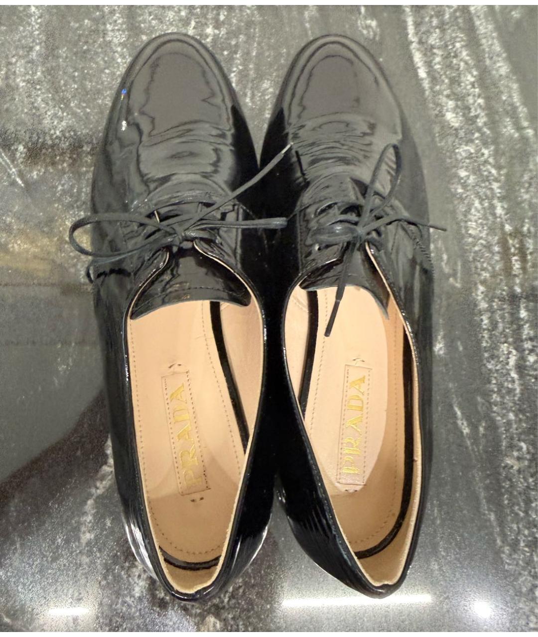 PRADA Черные лоферы из лакированной кожи, фото 3