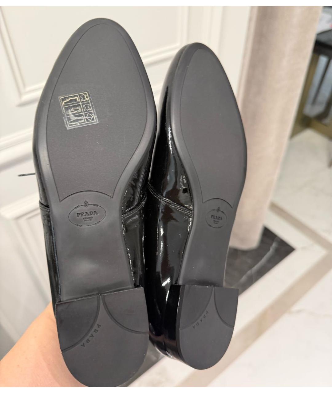 PRADA Черные лоферы из лакированной кожи, фото 5