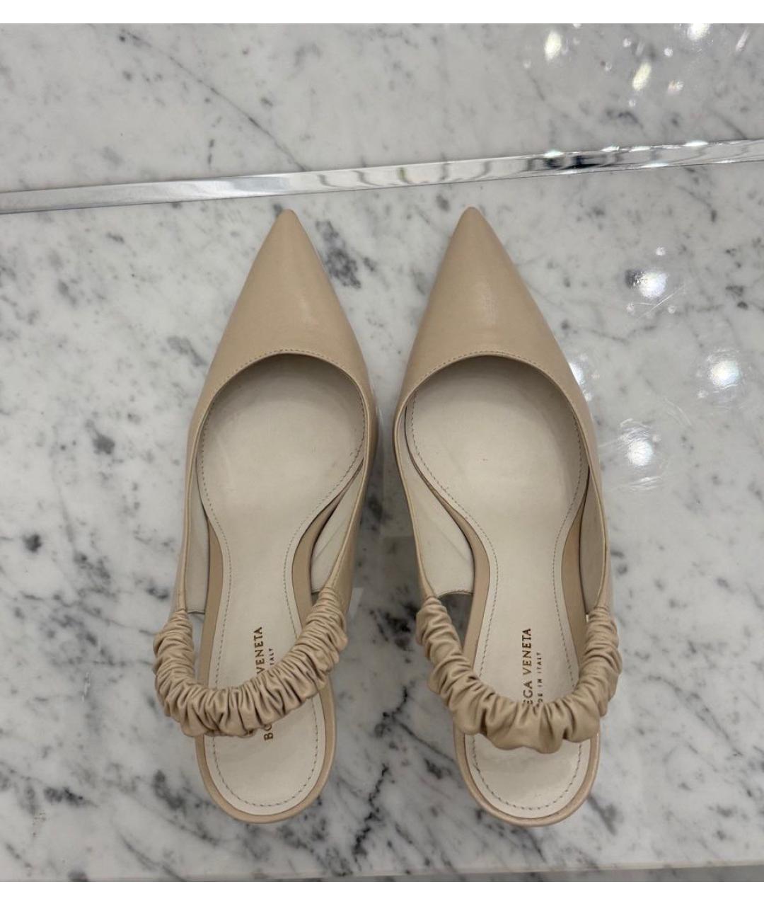 BOTTEGA VENETA Бежевые кожаные туфли, фото 3