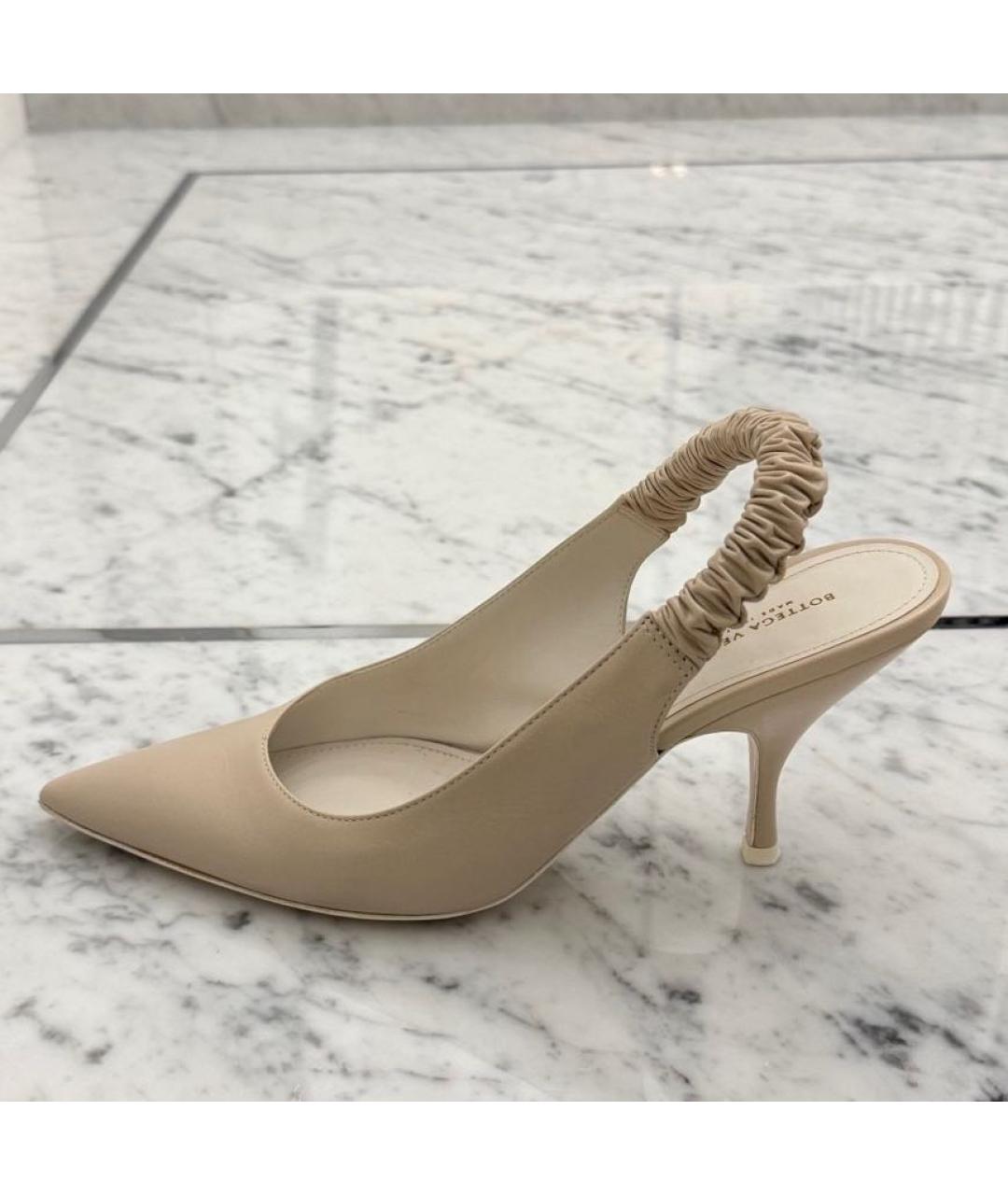 BOTTEGA VENETA Бежевые кожаные туфли, фото 5