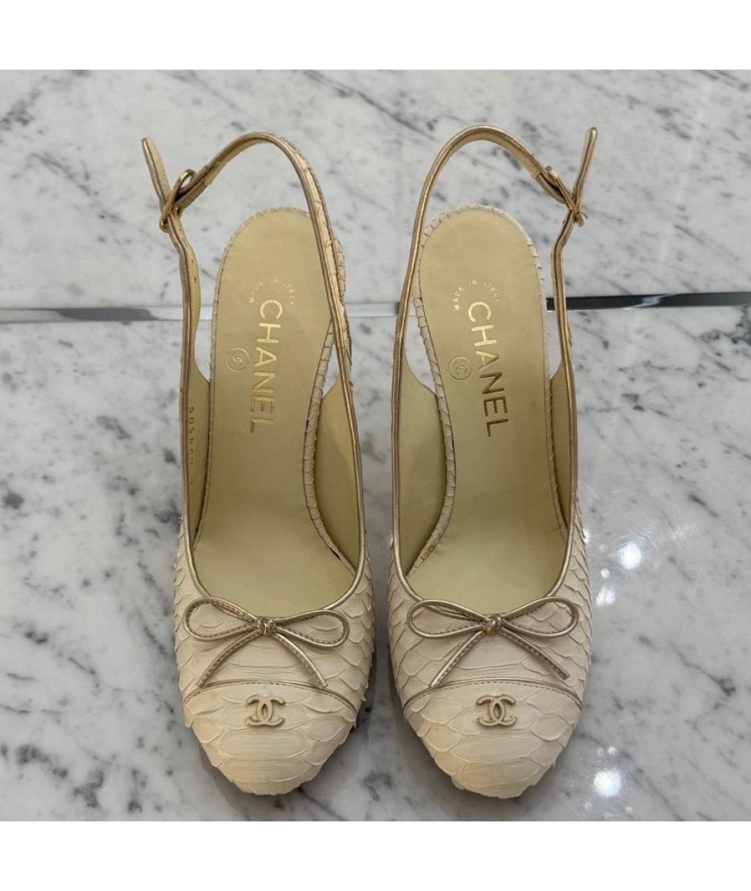 CHANEL Бежевые туфли из экзотической кожи, фото 2