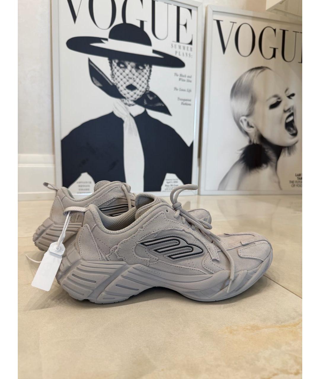 BALENCIAGA Серые замшевые кроссовки, фото 4