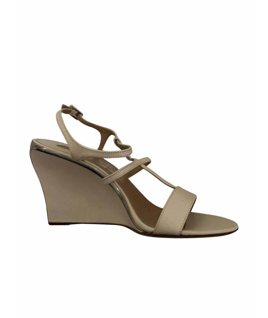 FERRAGAMO Бежевые кожаные босоножки, фото 1