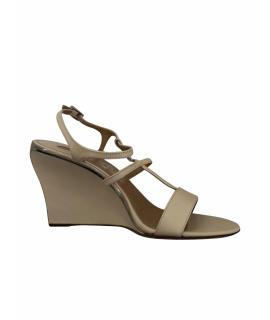 FERRAGAMO Босоножки